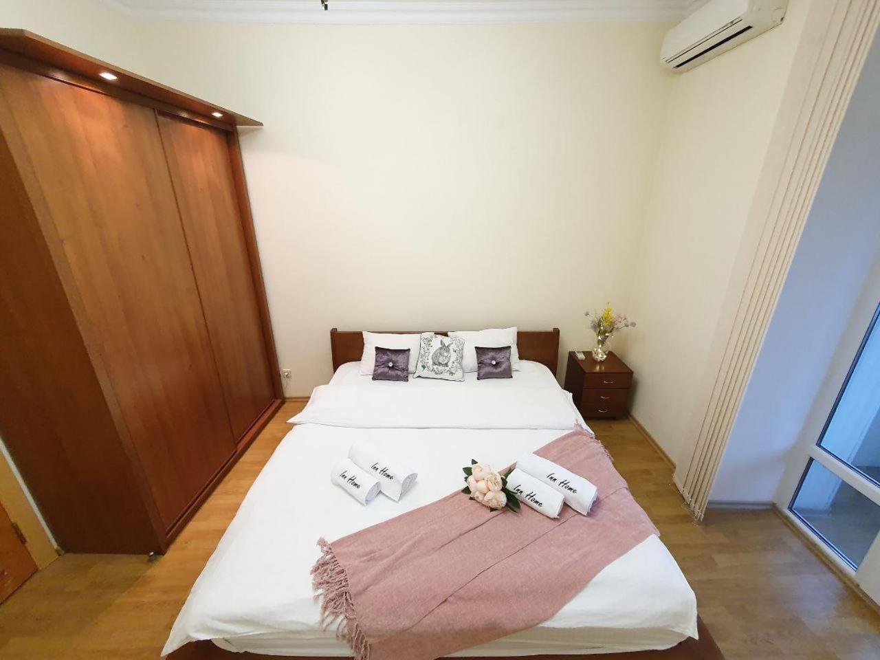 In Center Apartment Kiew