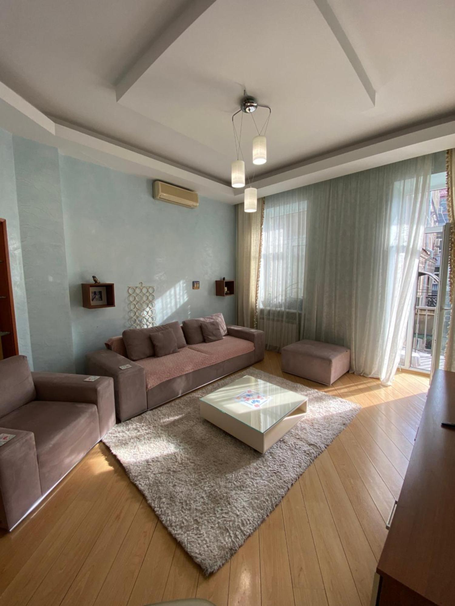 Apartment In Center *