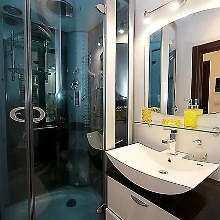 Inn Home Apartments In Kiev Center Exterior foto